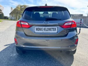 Fahrzeugabbildung Ford Fiesta Titanium* 2 HAND*WENIG KM*GARANTIE*
