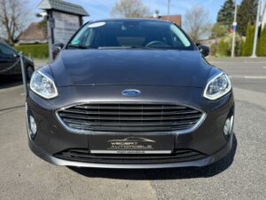 Fahrzeugabbildung Ford Fiesta Titanium* 2 HAND*WENIG KM*GARANTIE*