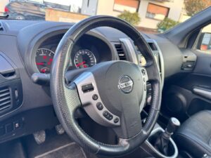 Fahrzeugabbildung Nissan X-Trail LE 4X4 *2,0 dCi *LEDER*XENON*CAM*