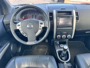 Fahrzeugabbildung Nissan X-Trail LE 4X4 *2,0 dCi *LEDER*XENON*CAM*