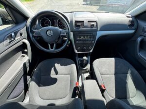 Fahrzeugabbildung SKODA Yeti Ambition* 2.0 TDI* PLUSPAKET*AHK*PDC*ALU*