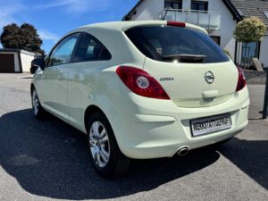 Fahrzeugabbildung Opel Corsa D Satellite* 1.4 *