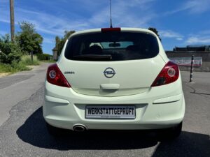 Fahrzeugabbildung Opel Corsa D Satellite* 1.4 *