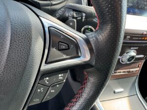 Fahrzeugabbildung Ford B-Max Sync Edition