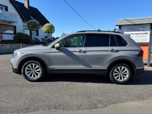 Fahrzeugabbildung Ford S-Max ST-Line*LED*CAM*7 SITZER*AHK*