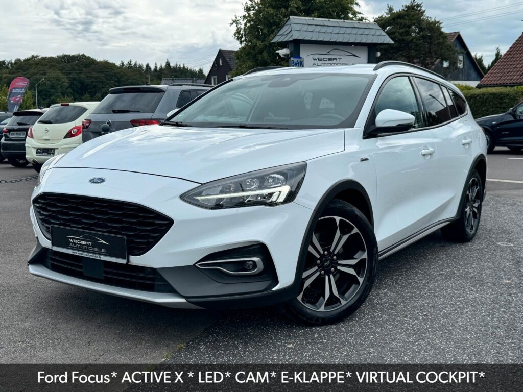 Ford Focus Turnier Active X* LED*CAM*