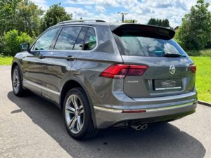 Fahrzeugabbildung Volkswagen Tiguan R-Line* 4Motion*LED*DSG*ACC*CAM*AHK*