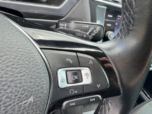 Fahrzeugabbildung Volkswagen Tiguan R-Line* 4Motion*LED*DSG*ACC*CAM*AHK*