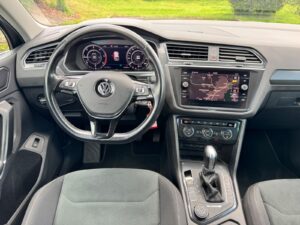 Fahrzeugabbildung Volkswagen Tiguan R-Line* 4Motion*LED*DSG*ACC*CAM*AHK*