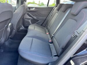 Fahrzeugabbildung Ford Focus Turnier ST-Line* LED* CAM* AHK*