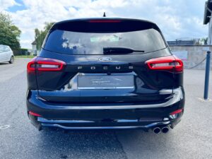 Fahrzeugabbildung Ford Focus Turnier ST-Line* LED* CAM* AHK*