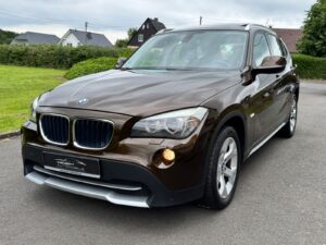 Fahrzeugabbildung BMW X1 18i* BI-XENON*PANO*HARMAN KARDON* SPORTSITZE*