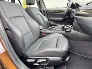 Fahrzeugabbildung BMW X1 18i* BI-XENON*PANO*HARMAN KARDON* SPORTSITZE*