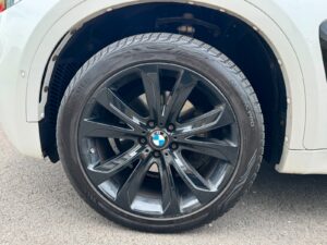 Fahrzeugabbildung BMW X6 xDrive 30 d* M PAKET*HEAD UP* 360°*ALCANTARA*