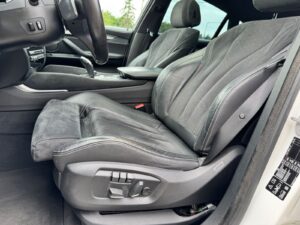 Fahrzeugabbildung BMW X6 xDrive 30 d* M PAKET*HEAD UP* 360°*ALCANTARA*