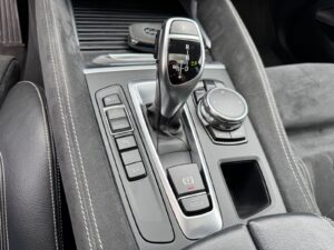 Fahrzeugabbildung BMW X6 xDrive 30 d* M PAKET*HEAD UP* 360°*ALCANTARA*