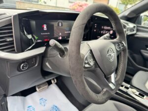 Fahrzeugabbildung Opel Mokka* IRMSCHER* 1 of 500* BLACK*LED*CAM*ACC
