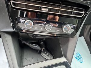 Fahrzeugabbildung Opel Mokka* IRMSCHER* 1 of 500* BLACK*LED*CAM*ACC