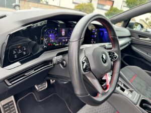 Fahrzeugabbildung Volkswagen Golf VIII Lim. GTI Clubsport*ZAERO*HEAD UP* CAM*