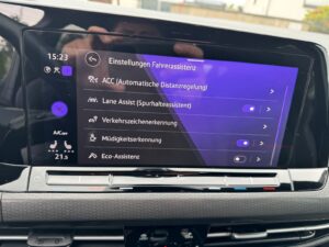 Fahrzeugabbildung Volkswagen Golf VIII Lim. GTI Clubsport*ZAERO*HEAD UP* CAM*