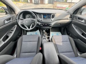 Fahrzeugabbildung Hyundai Tucson Premium 4WD* 1 HAND* AUTOMATIK* LED* CAM*