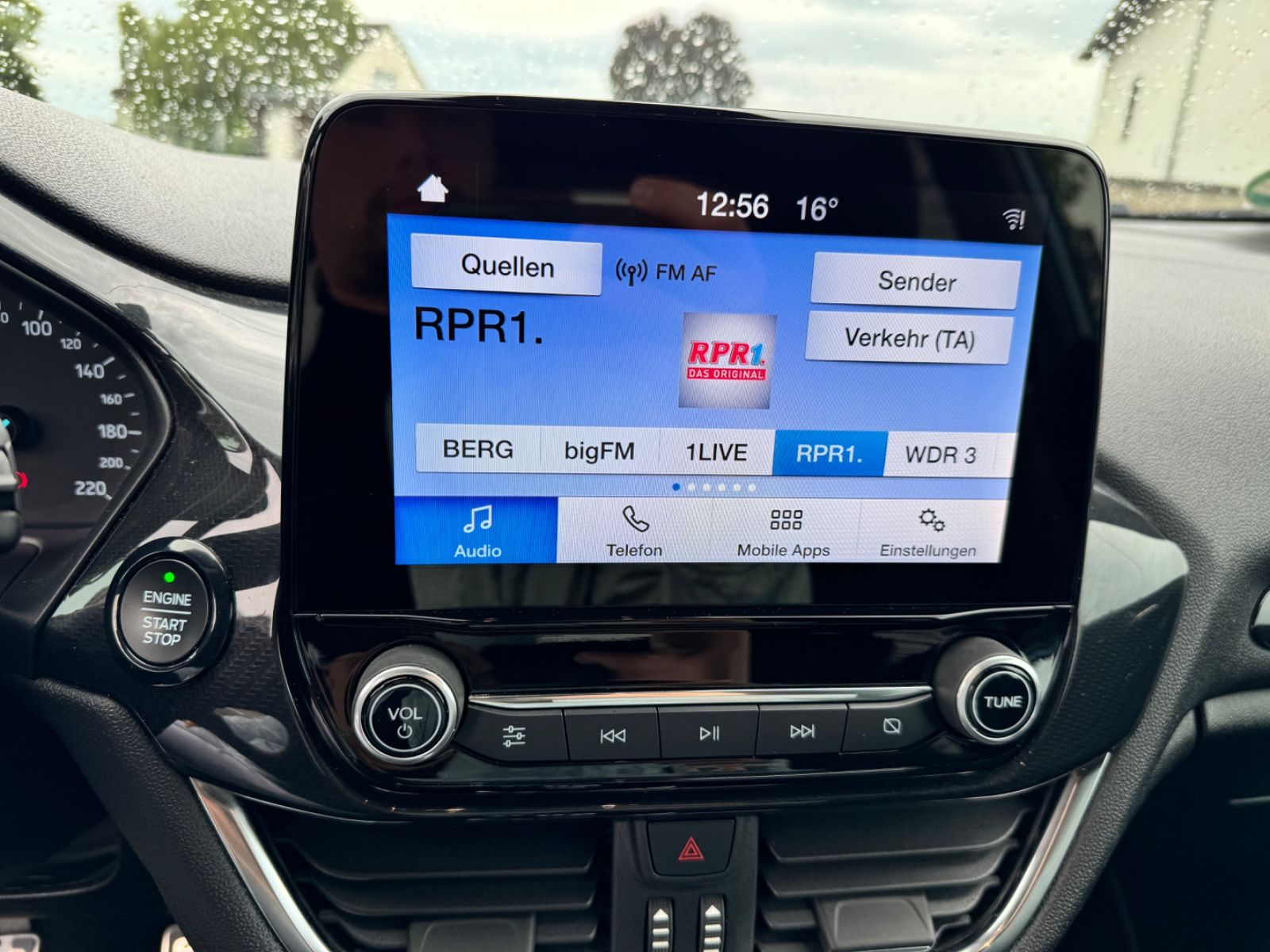 Fahrzeugabbildung Ford Fiesta ST-Line* 1.0 ECOBOOST*1 HAND*