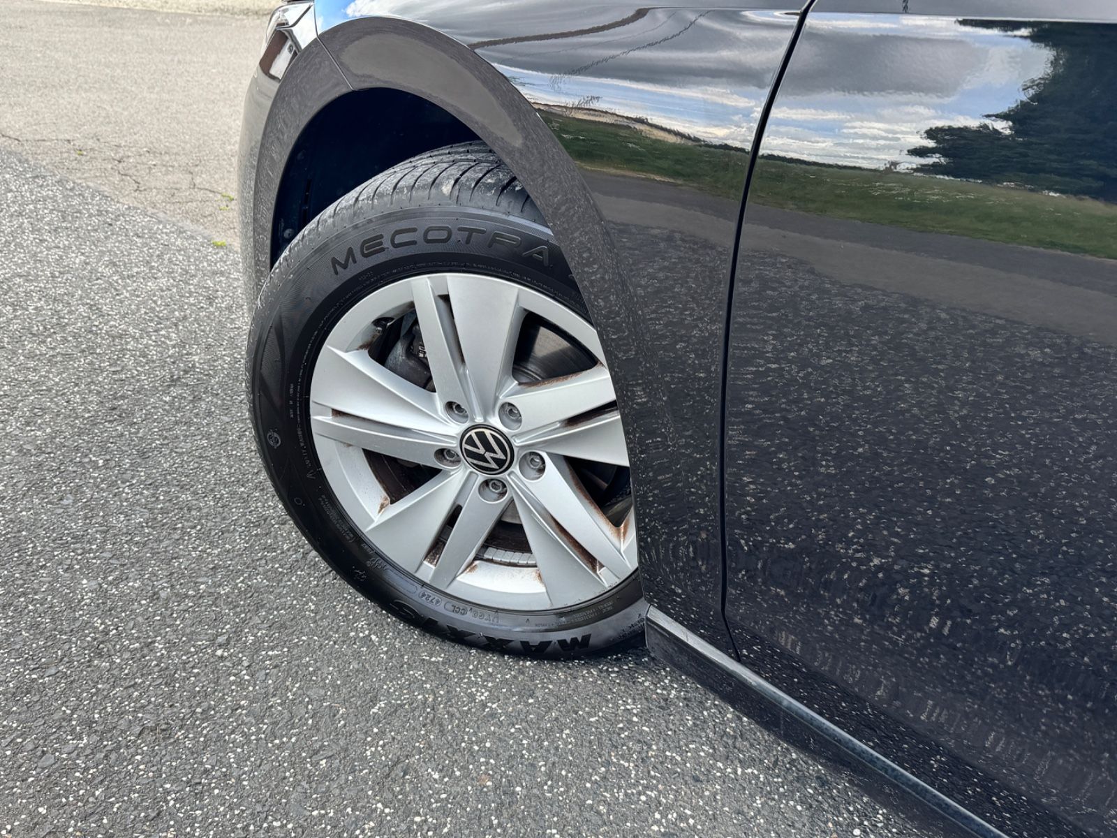 Fahrzeugabbildung Volkswagen Golf VIII Lim. Life*2.0 TDI*LED*CAM*PANO*CAM*AHK