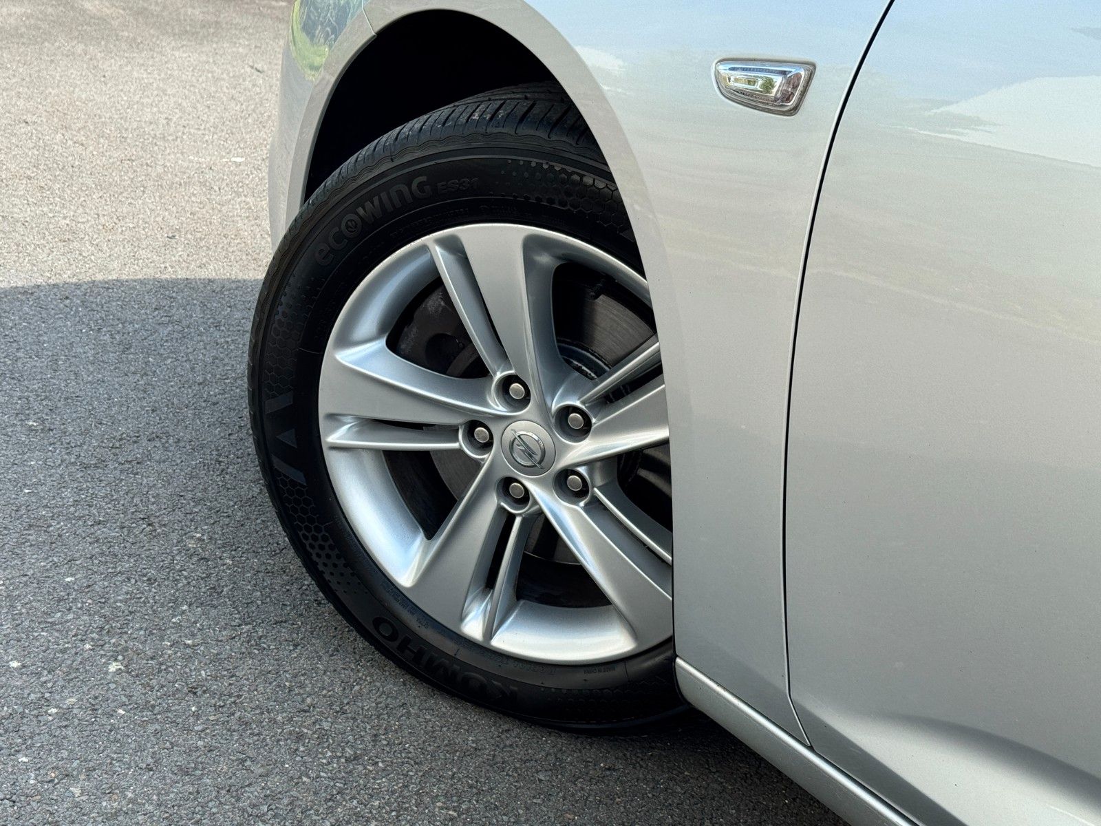 Fahrzeugabbildung Opel Insignia B Sports Tourer Edition*AUTOMATIK*