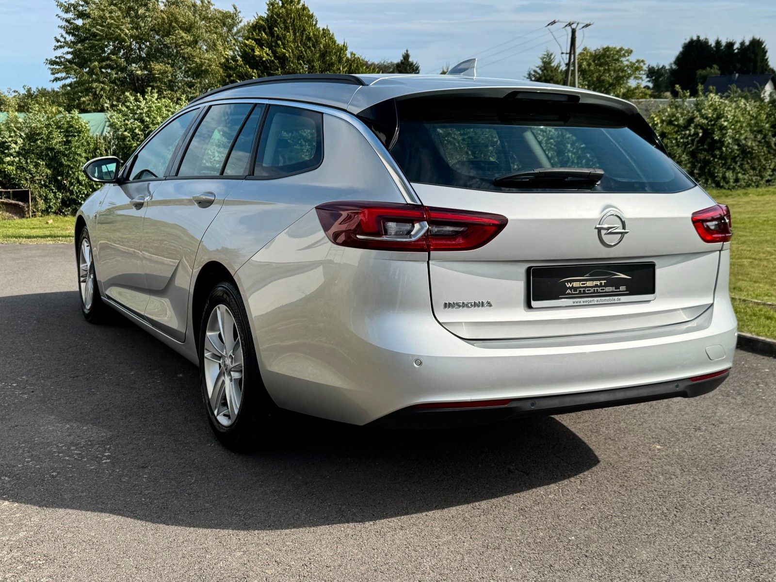 Fahrzeugabbildung Opel Insignia B Sports Tourer Edition*AUTOMATIK*