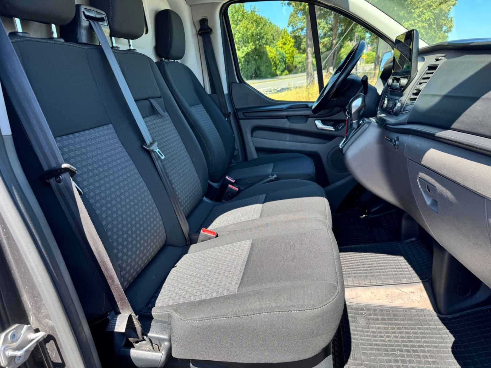 Fahrzeugabbildung Ford Transit Custom Kasten 300 L1*AUTOMATIK*CAM*AHK*