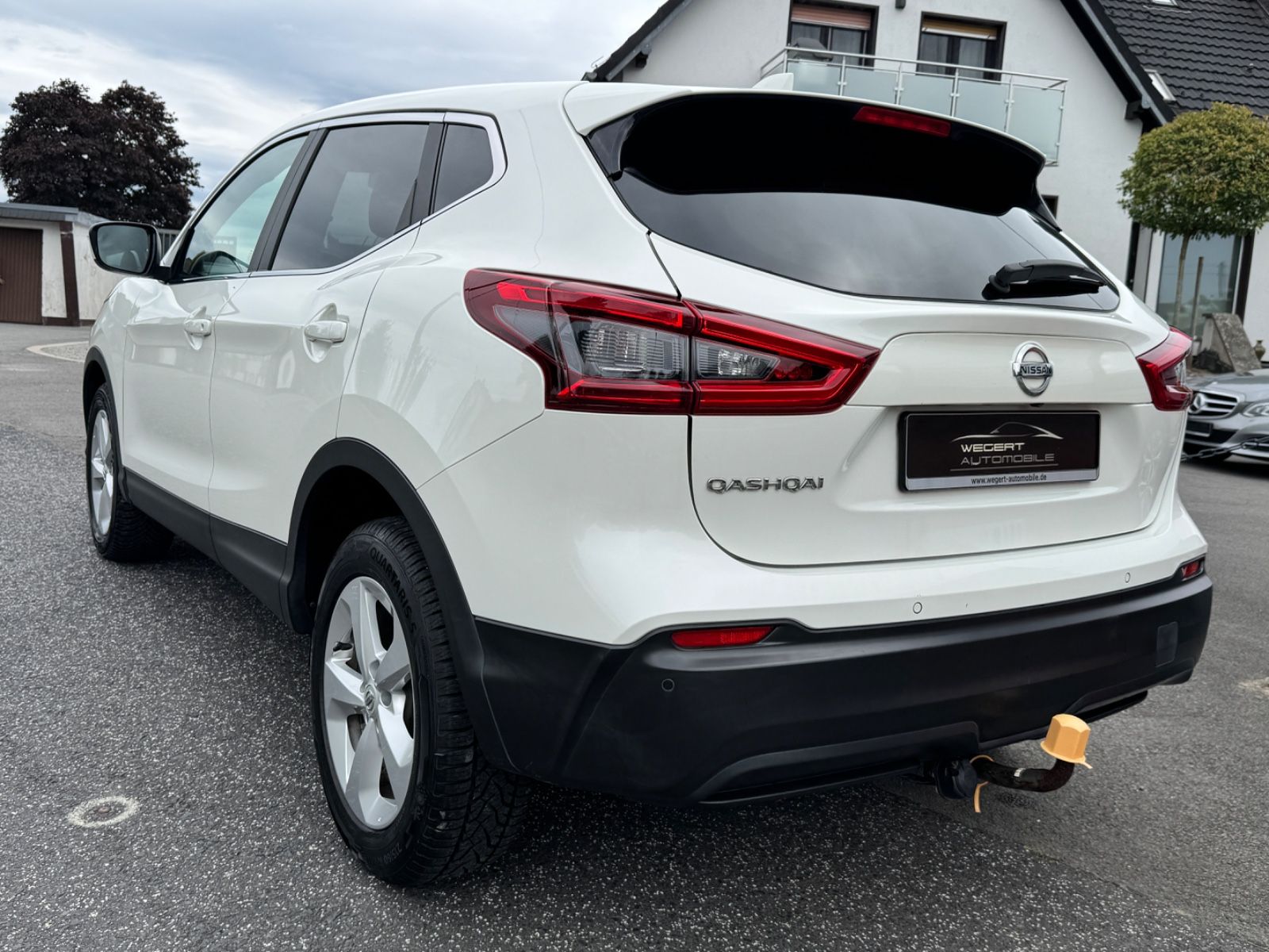 Fahrzeugabbildung Nissan Qashqai Acenta*Getriebeproblem