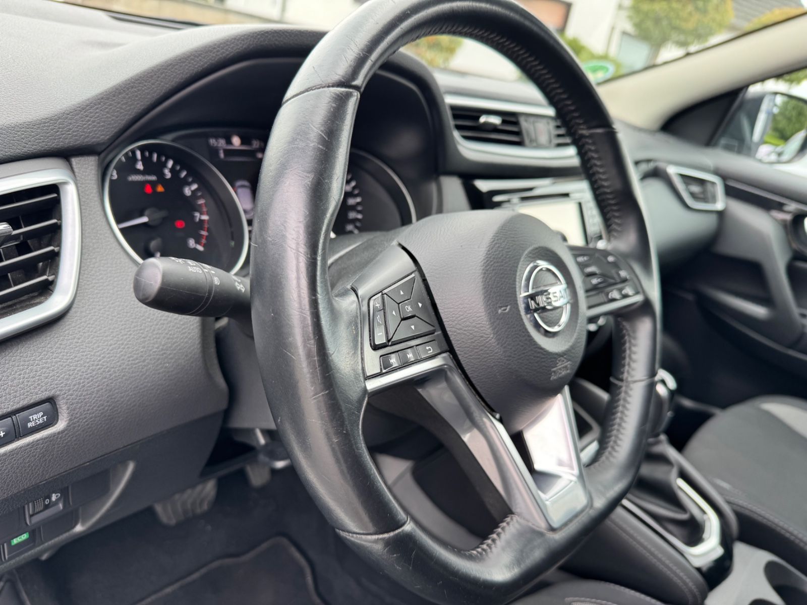 Fahrzeugabbildung Nissan Qashqai Acenta*Getriebeproblem
