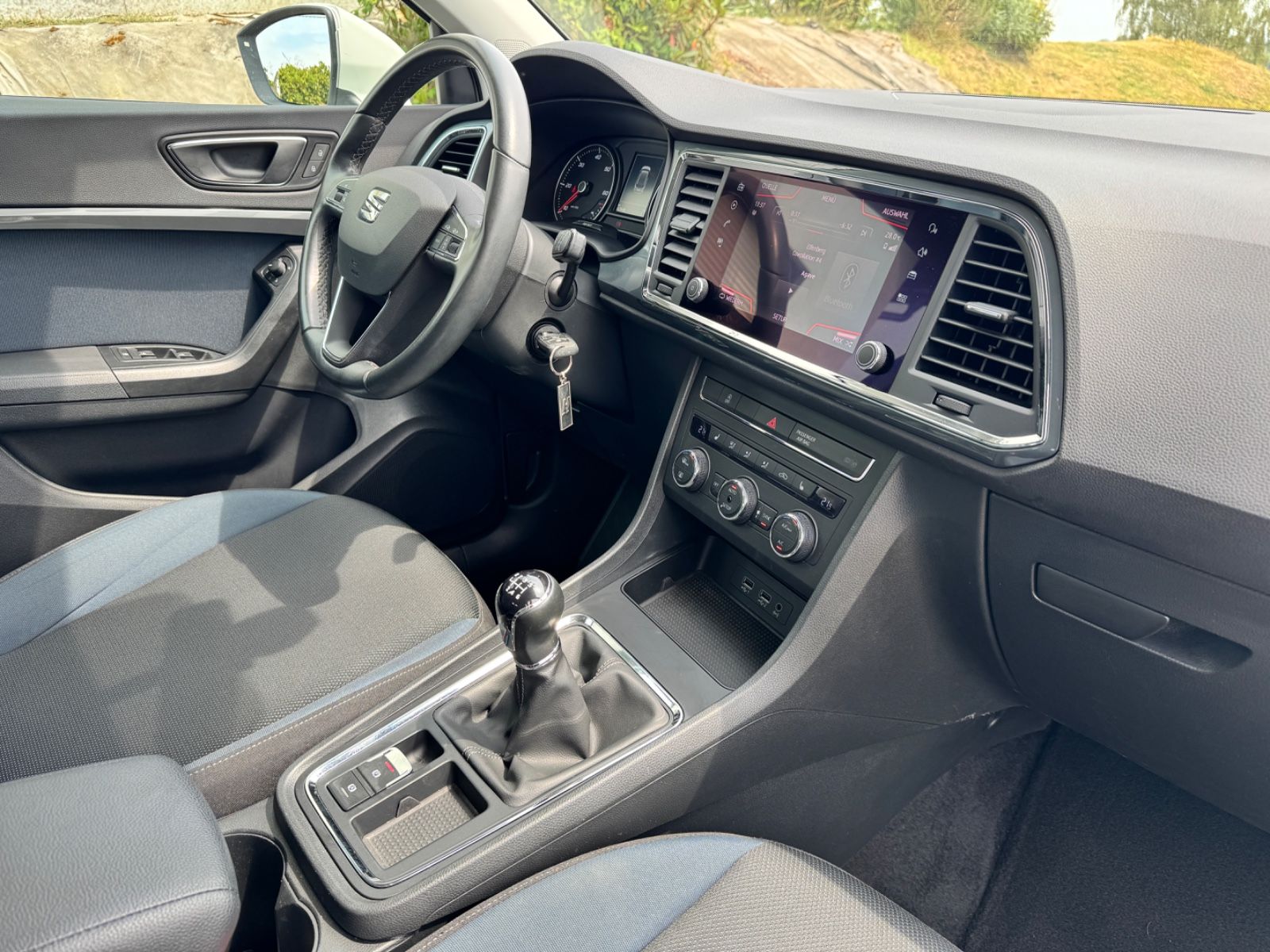 Fahrzeugabbildung SEAT Ateca Style*1.6 Tdi* WENIG KM*