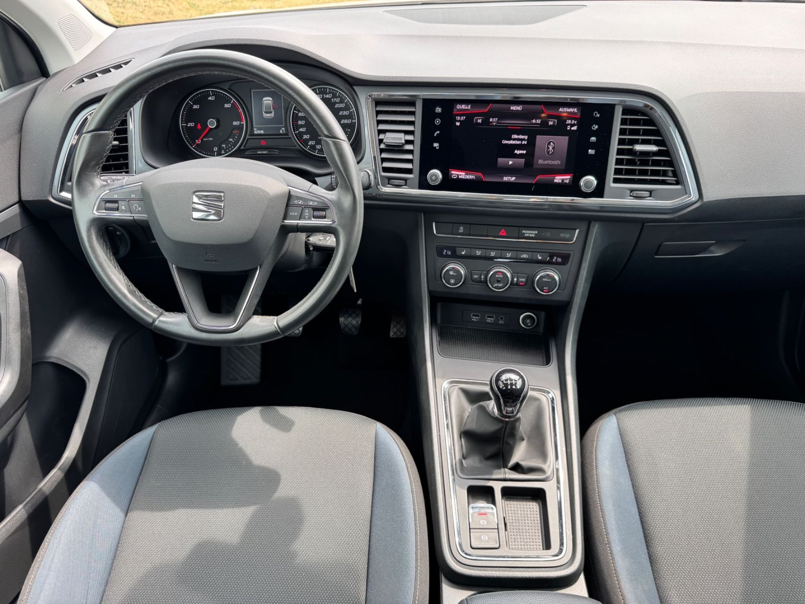 Fahrzeugabbildung SEAT Ateca Style*1.6 Tdi* WENIG KM*