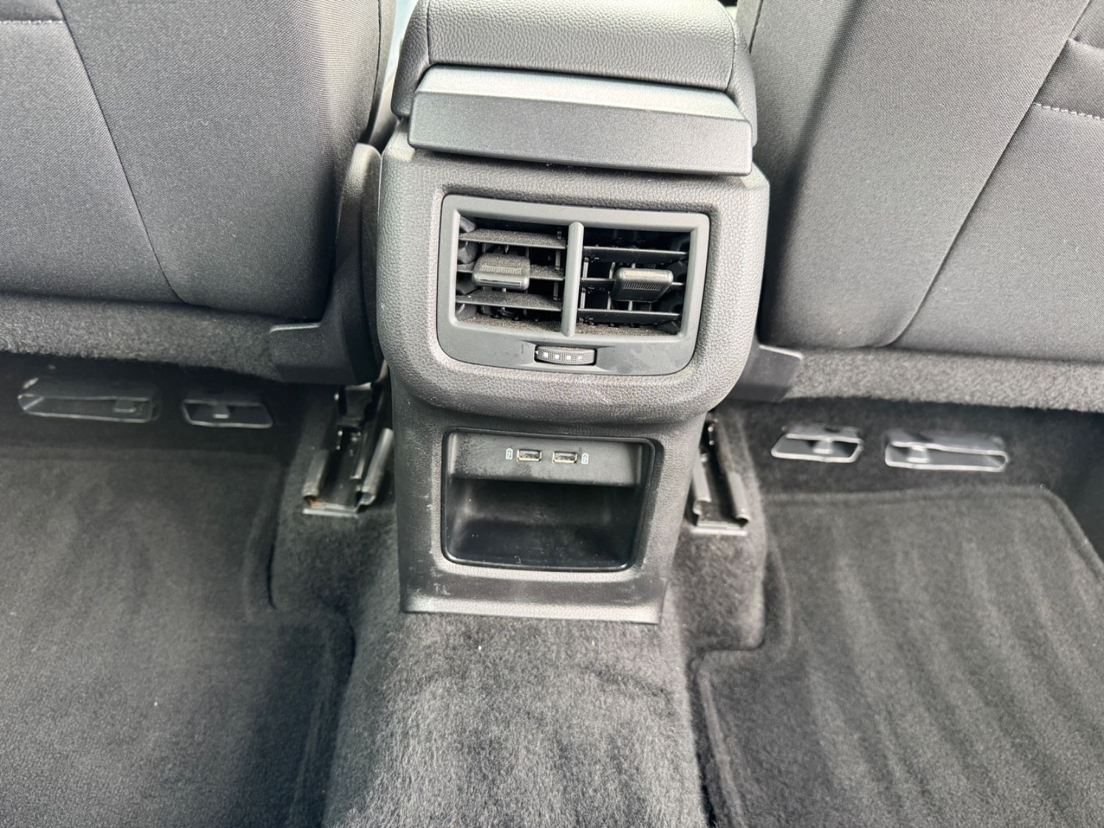 Fahrzeugabbildung SEAT Ateca Style*1.6 Tdi* WENIG KM*