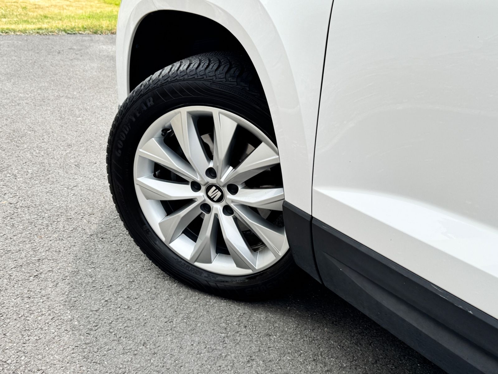 Fahrzeugabbildung SEAT Ateca Style*1.6 Tdi* WENIG KM*