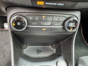 Fahrzeugabbildung Ford Fiesta ST-Line* COOL&SOUND*SPUR*ACC*WENIG KM*
